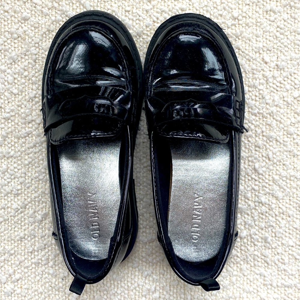 👠s: 2 for $20, 3 for $25 Old Navy Kids Black Patten Penny Loafers